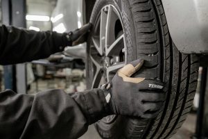 Read more about the article Professional Wheel Alignment Services in Ryton You Can Trust